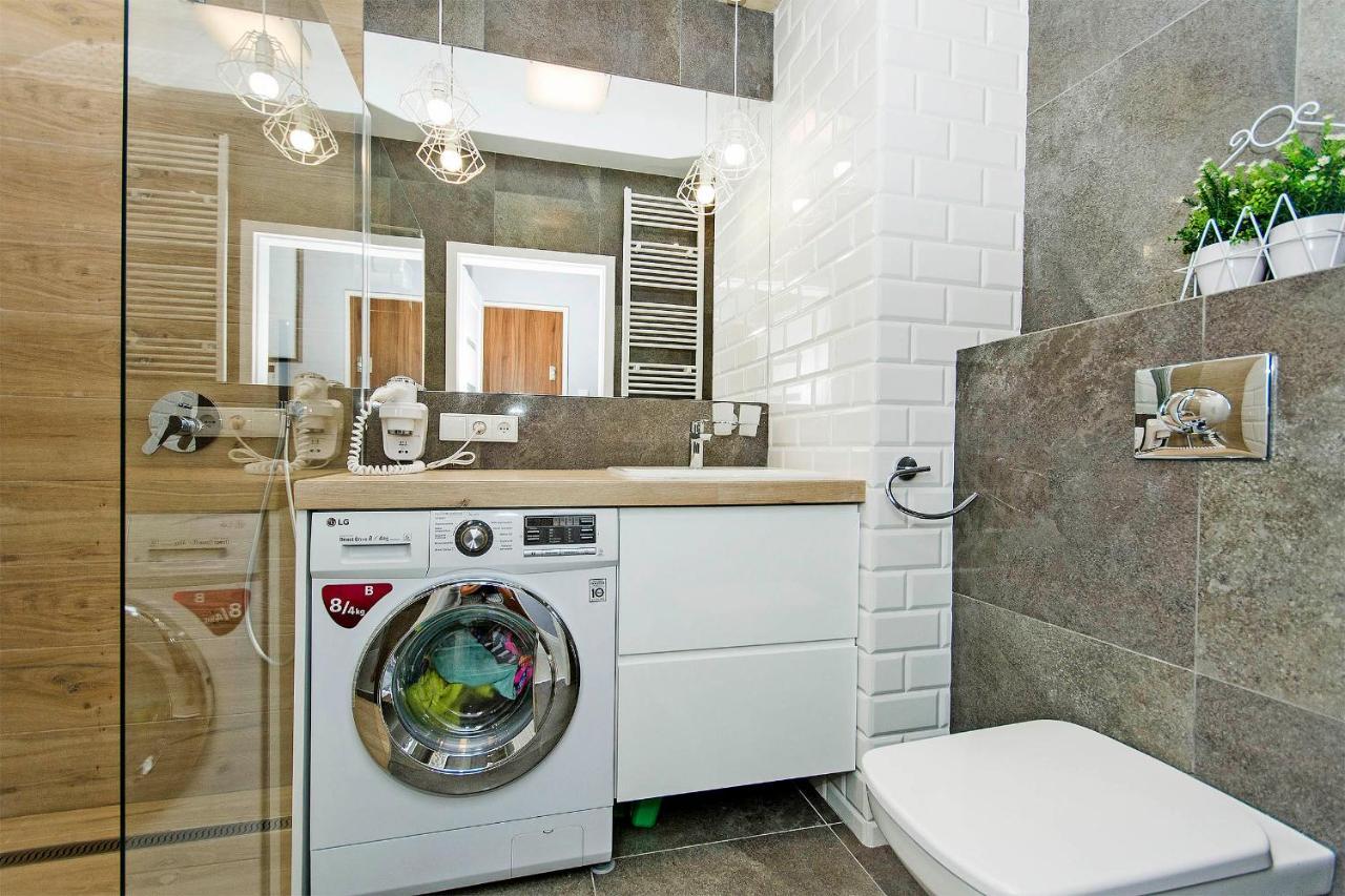 Stylish Apartment Oldtown Riverview Balcony Гданьск Экстерьер фото
