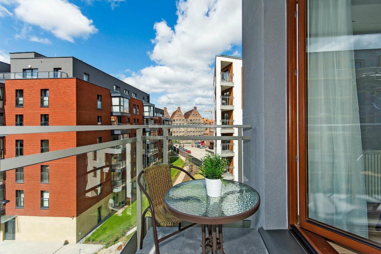 Stylish Apartment Oldtown Riverview Balcony Гданьск Экстерьер фото